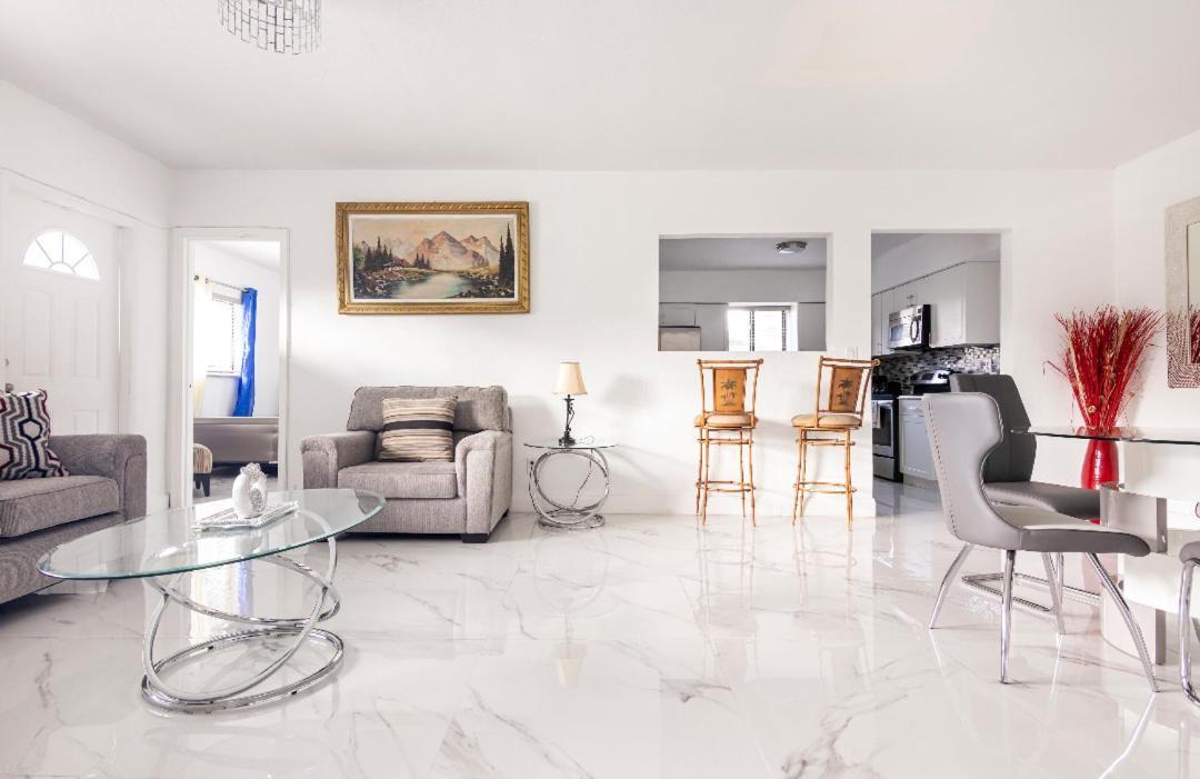 Cheerful 3-Bedroom Home /Ac+ Free Parking นอร์ทไมอามีบีช ภายนอก รูปภาพ