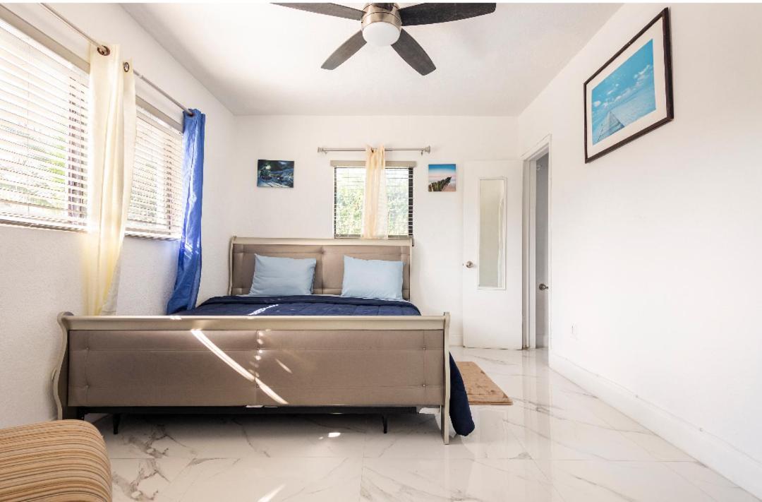 Cheerful 3-Bedroom Home /Ac+ Free Parking นอร์ทไมอามีบีช ภายนอก รูปภาพ